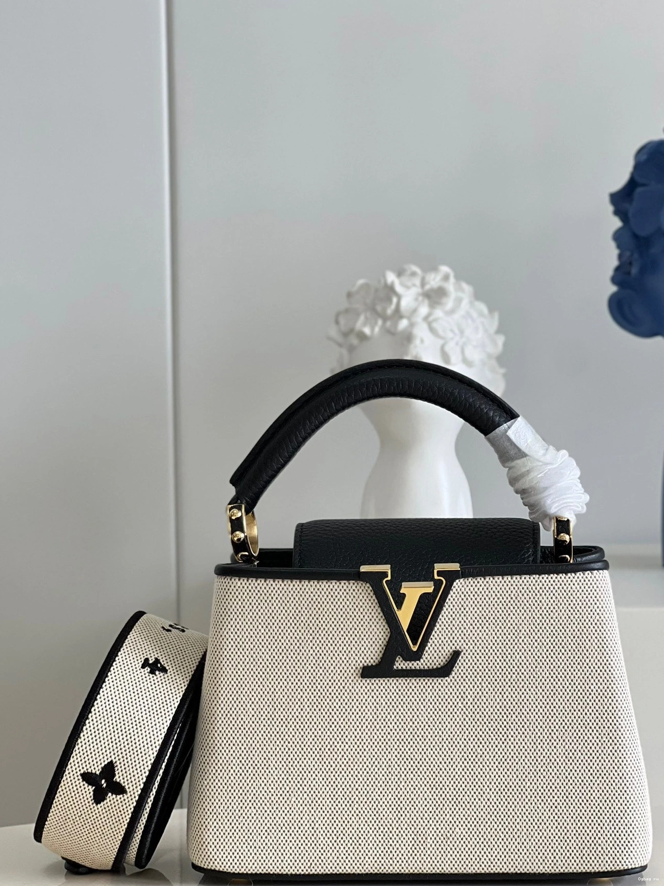 CAPUCINES VUITTON LOUIS MINI 0815